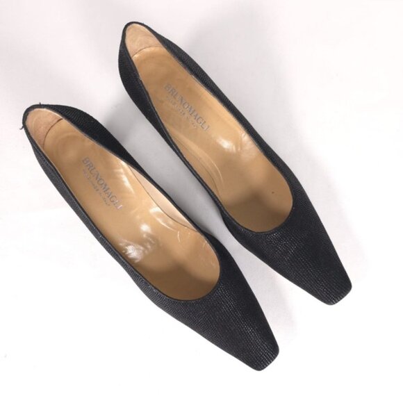 BRUNO MAGLI Women’s HANDMADE IN‎ ITALY Textured LEATHER Heels Black Size 8.5 AA - Picture 5 of 14